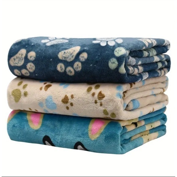 Warm & Soft Fluffy Fleece Flannel Pet Cat Dog Blanket Throw 43" X 31" LARGE AQUA - Picture 5 of 9